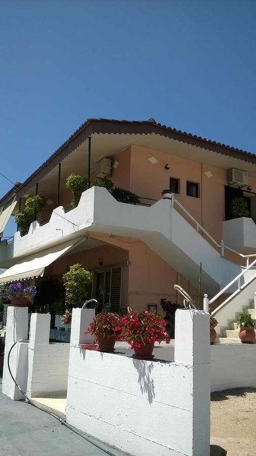 Kostas Christos Rooms Ammoudia Eksteriør billede